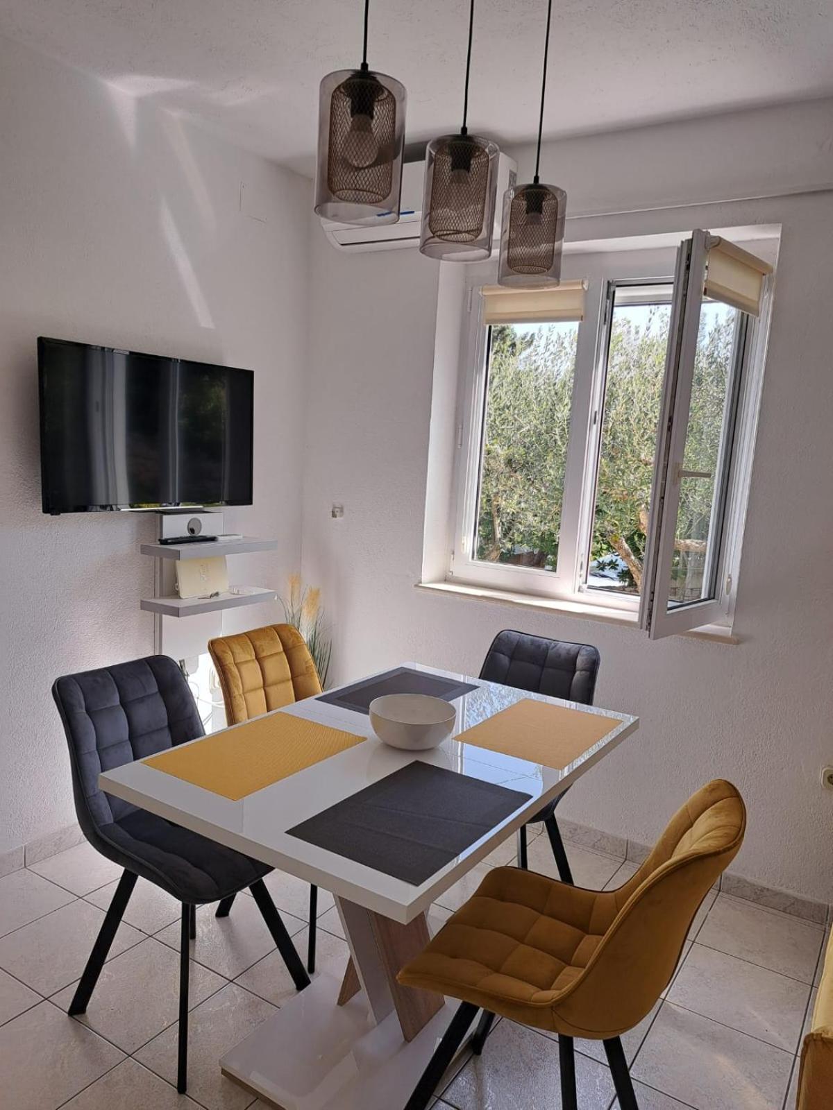 La Petite Maison Сплитска Екстериор снимка